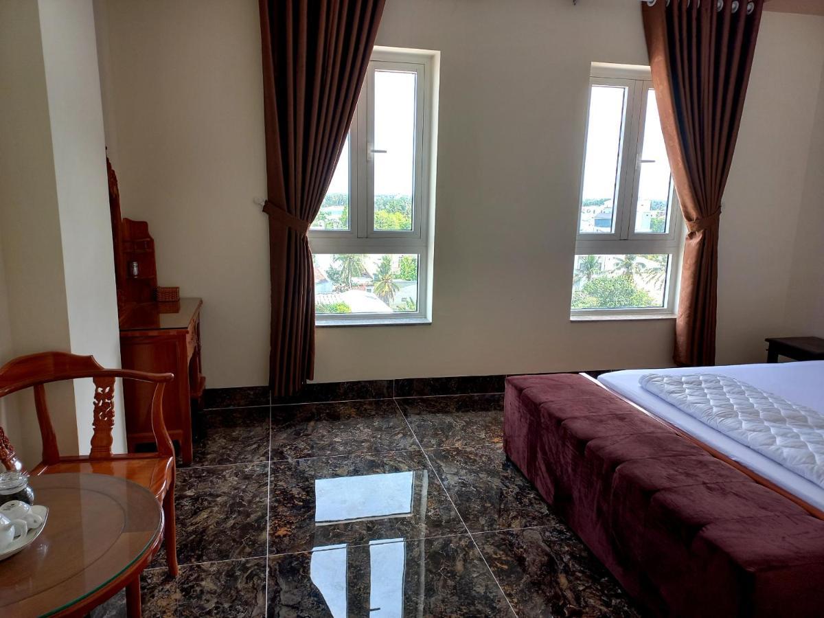 Khach San Hoang Gia Hotel Bac Lieu Bagian luar foto